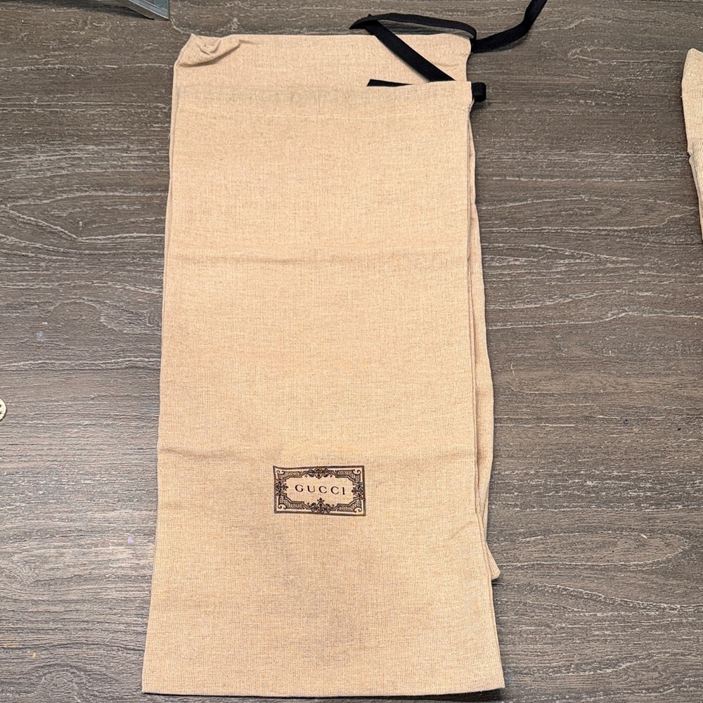 Gucci Tan Shoe Bag